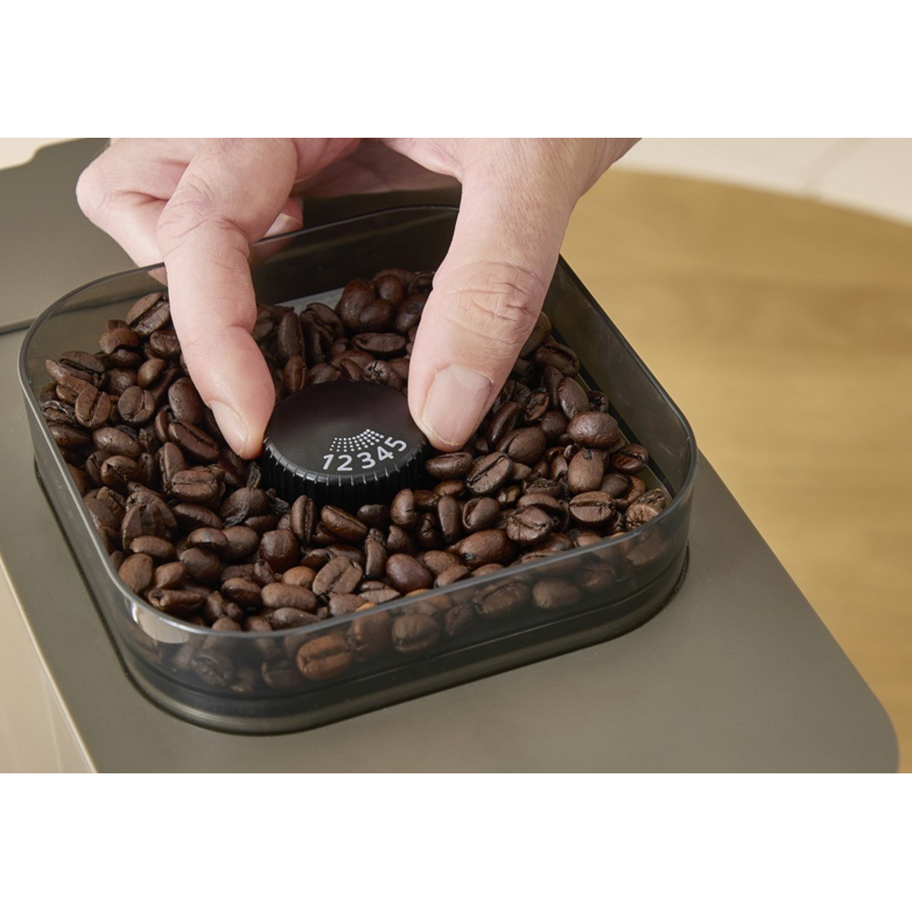 Nastavení jemnosti mletí u kávovaru Krups Coffee Crush Experience