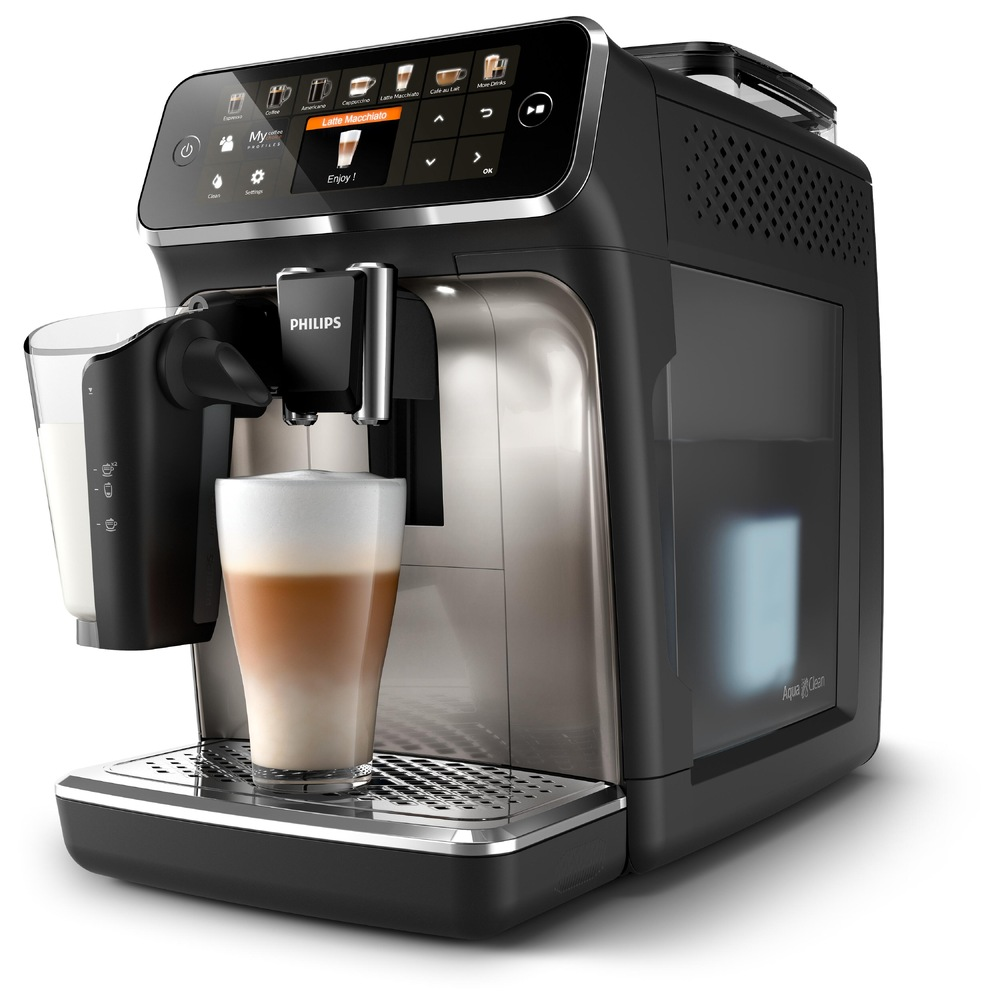 Philips Series 5400 LatteGo EP5447/90 s mléčným nápojem