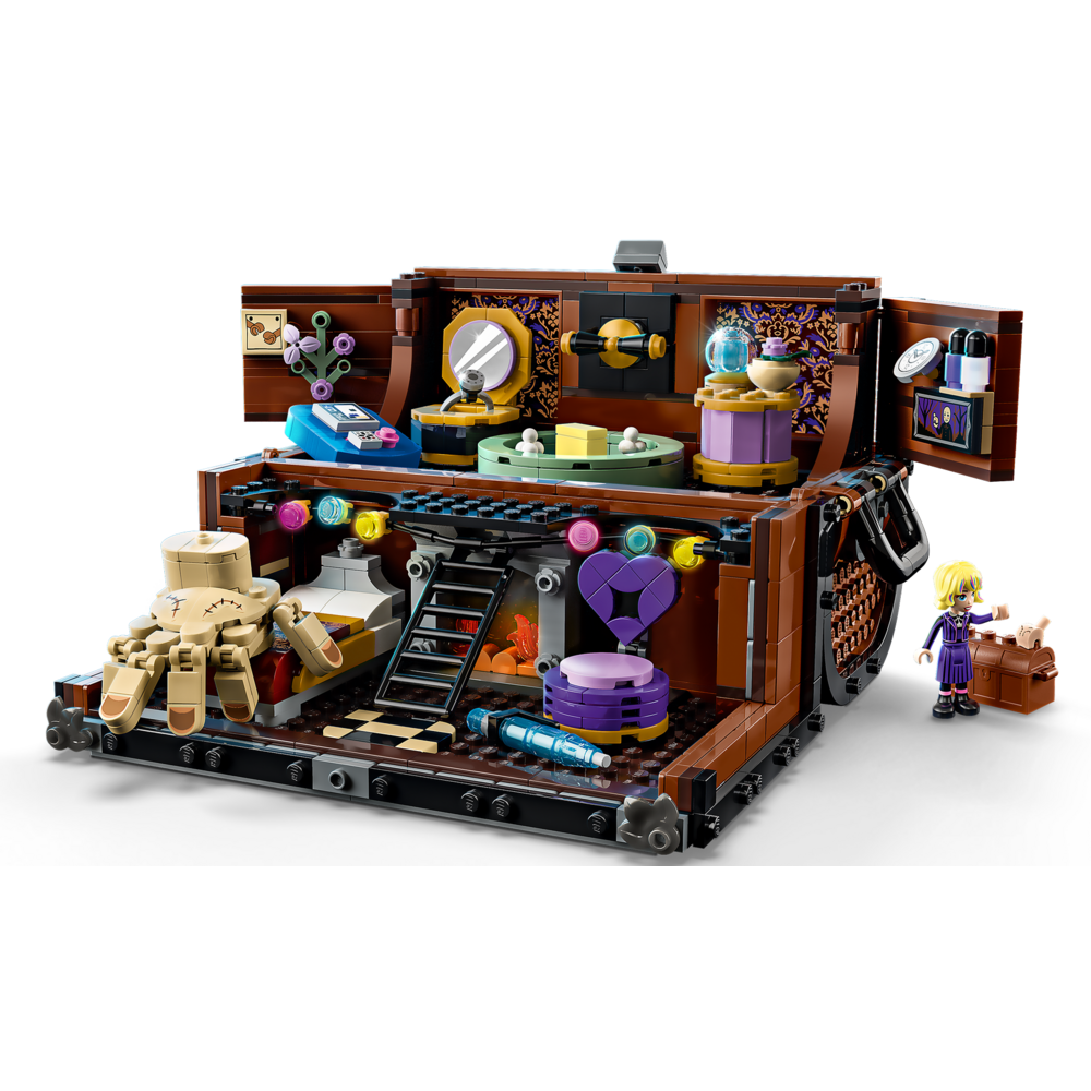 LEGO Wednesday Věc a jeho byt otevřený model s figurkami